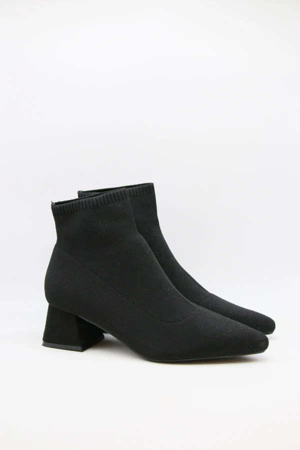 boots | Valora Select