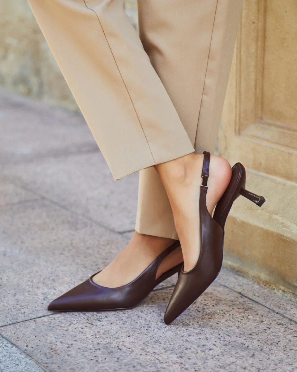 Footwear | Valora Select