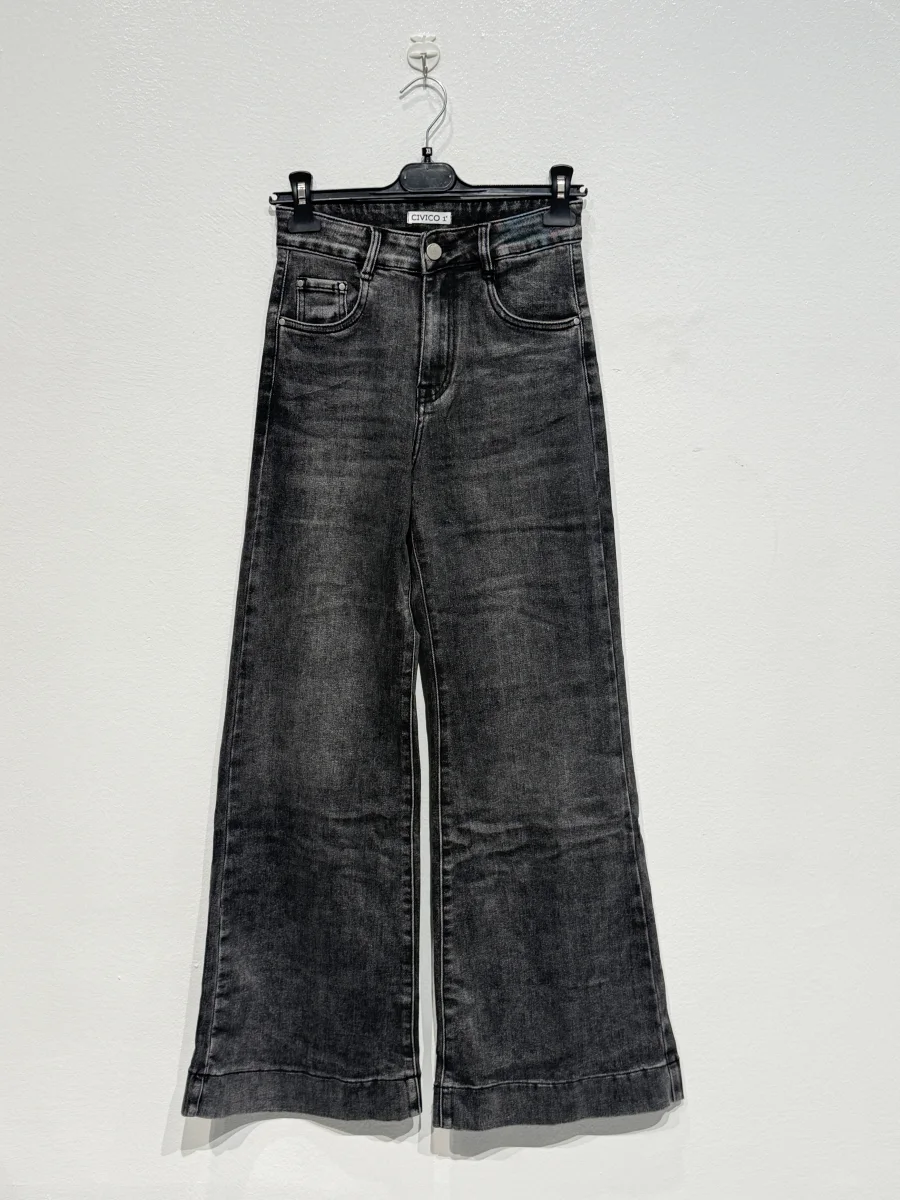 JEANS | Maelle B. Fashionlab 