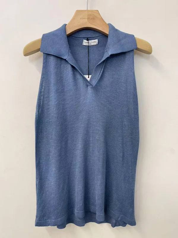 Sleeveless Collared Too | Merci.