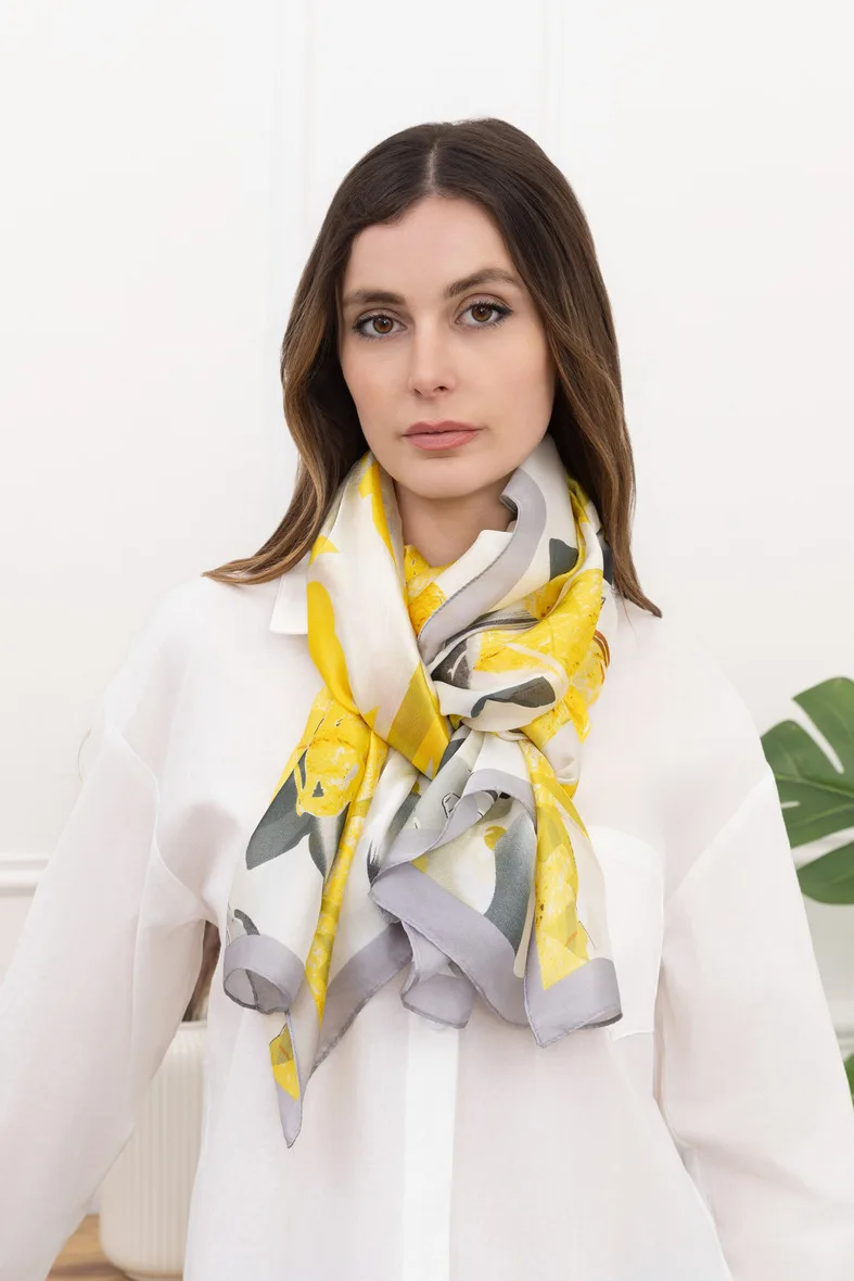 Foulard satin léger toucher soie imprimé 180*90cm | Les Élixirs Parfumés