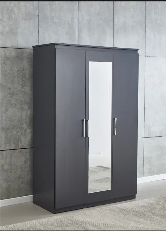 ARMOIRE 3 PORTES GRIS | Baljinder singh