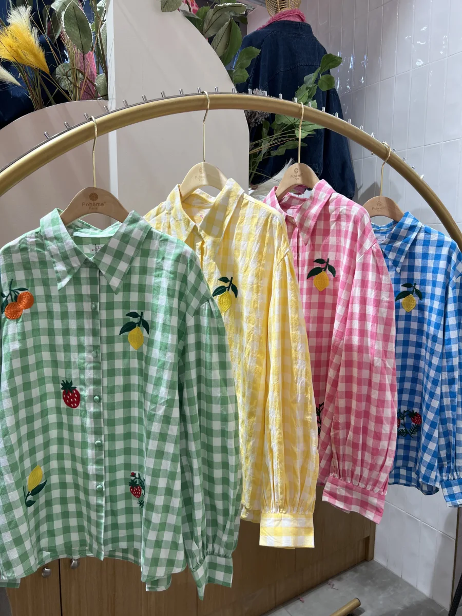 Chemise en Coton  Manon sur Un Imprimé Vichy Avec Broderie Divers | Vintage Mode