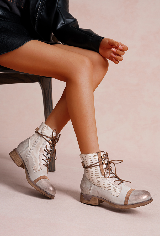 Bottines bicolore « rooxy boot » | 𝐉𝐮𝐥𝐢𝐞 𝐍𝐞𝐞𝐟 𝐂𝐫𝐞́𝐚𝐭𝐢𝐨𝐧𝐬