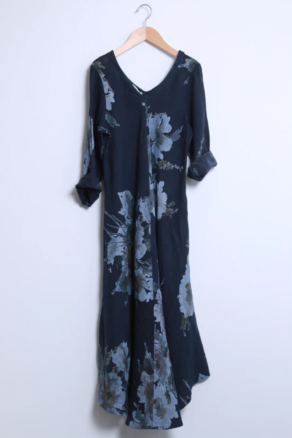 Long And Large Linen Dress Flower Print V Neck 2 Pockets Long Sleeves  | Vintage Mode