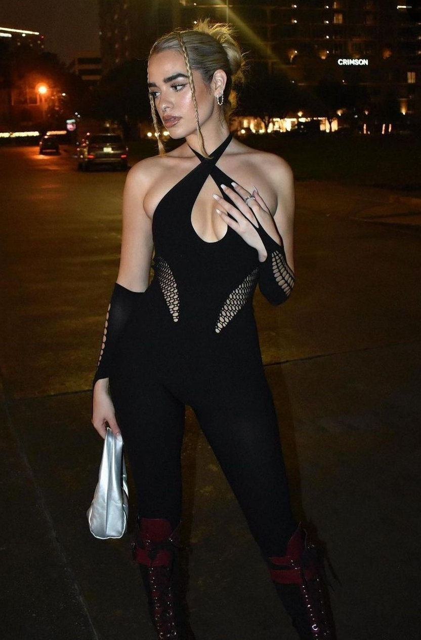 mono sexy con minimanga | New Secret