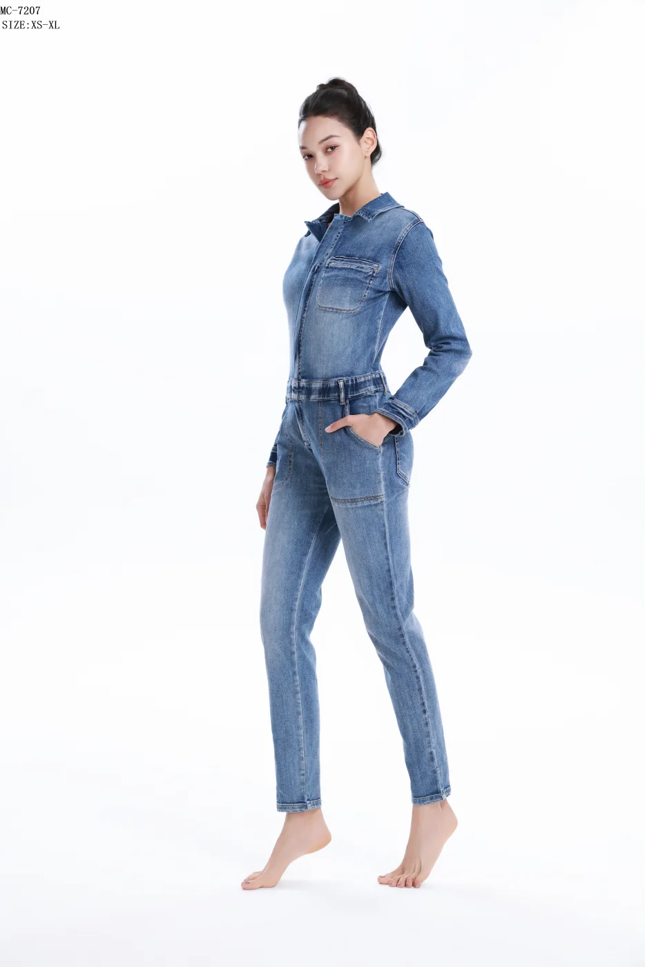 Combinaison unie zipée en jean  | 𝐉𝐮𝐥𝐢𝐞 𝐍𝐞𝐞𝐟 𝐂𝐫𝐞́𝐚𝐭𝐢𝐨𝐧𝐬