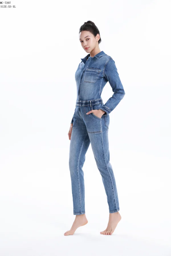 Combinaison unie zipée en jean  | 𝐉𝐮𝐥𝐢𝐞 𝐍𝐞𝐞𝐟 𝐂𝐫𝐞́𝐚𝐭𝐢𝐨𝐧𝐬