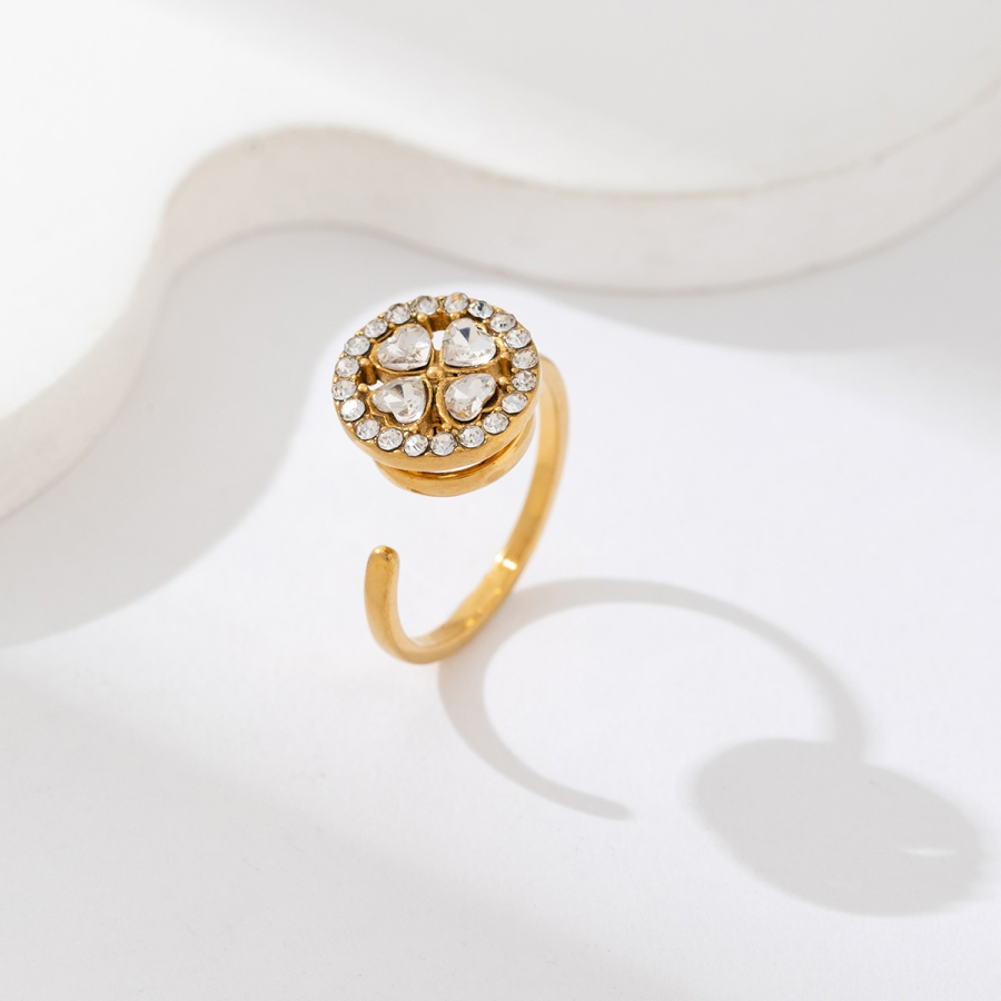 10604616202361 | La maison des robes 