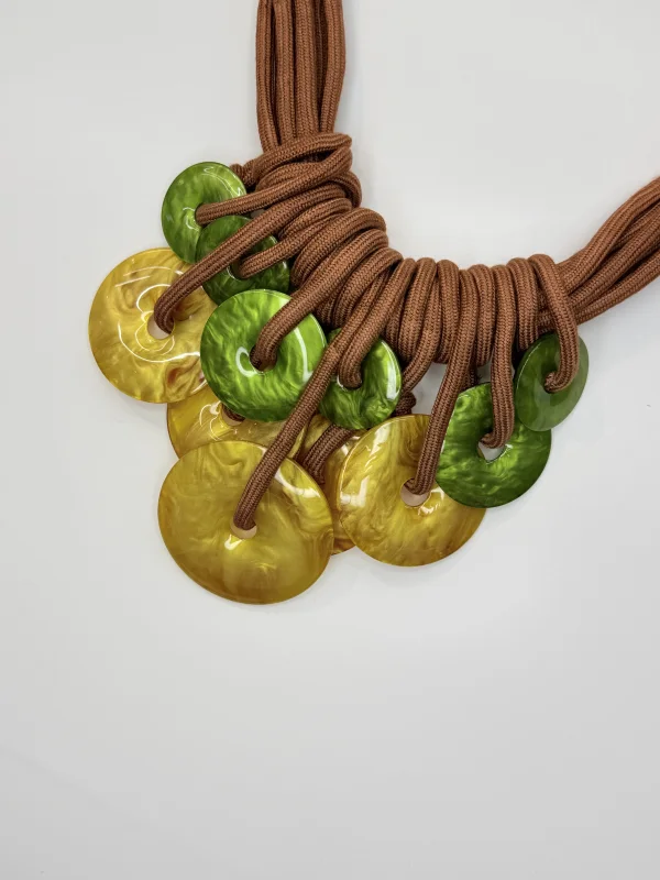 Collar Multicapas Circulos | COBRE