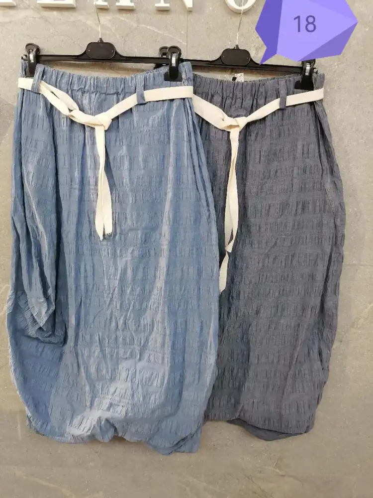 Pantaloni / gonna per Donne dal grossista di abbigliamento CJF MODA in Italia