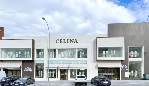 MulherVestidos de distribuidor de roupas Atelier Celina SL em Espanha