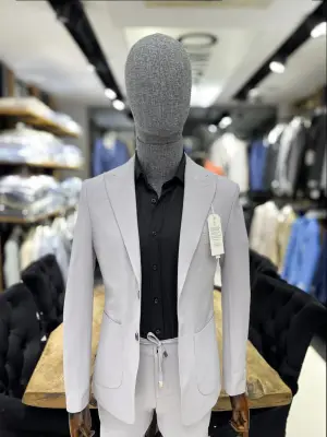 Vêtements d'extérieur pour Hommes  du grossiste en vêtements ADAŞ TEKSTİL İNŞAAT OTOMOTİV SANAYİ VE TİCARET LTD. ŞTİ. en Turquie