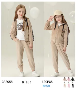 Babies and kids's Outerwear from clothing wholesaler Mondobimbo in Italy