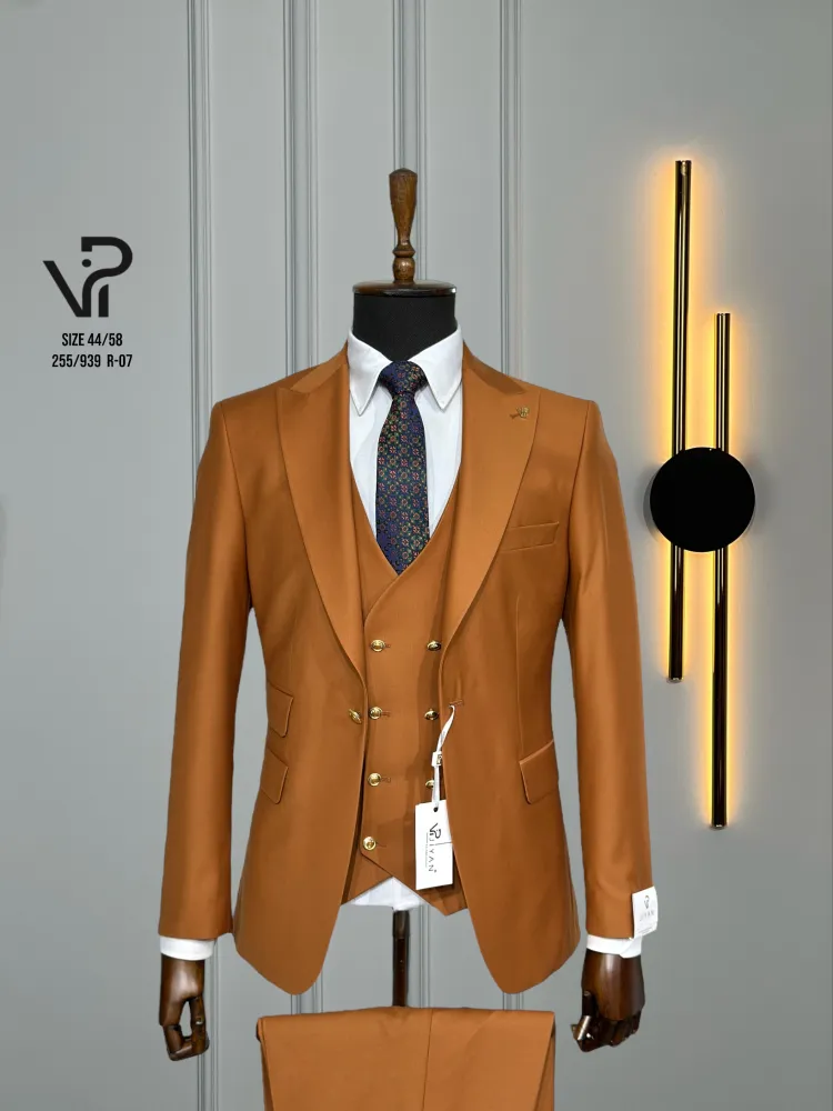 Men's Outerwear from clothing wholesaler Jiyan in Turkey