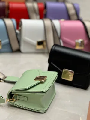 Unisex'in Çantalar'si Moon Bag giyim toptancısından Türkiye'te