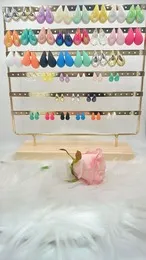 Jewelry из оптового магазина одежды EMMASH в Франция