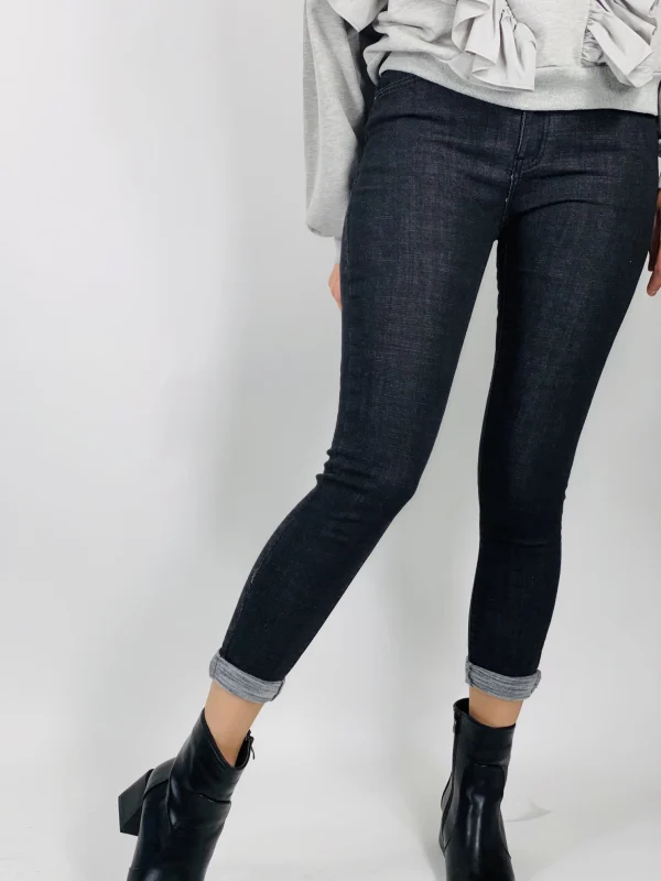 Jeans scuro  | Maelle B. Fashionlab 